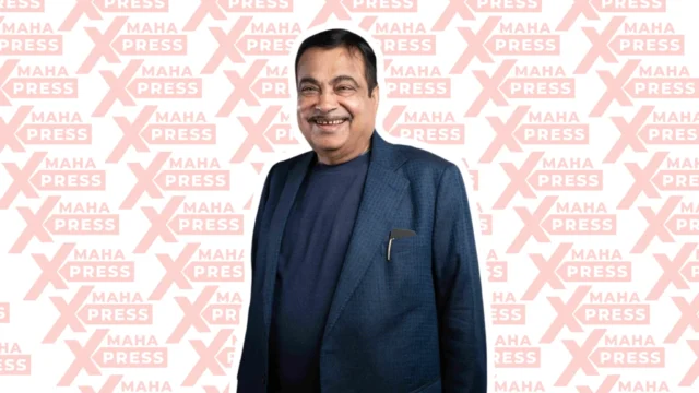 Nitin Gadkari Biography in Marathi
